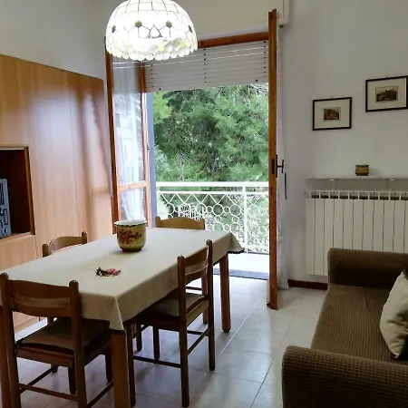 Apartament Alloggio Fronte Mare *